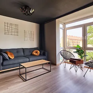  Apartment Design - Zentral - Parken