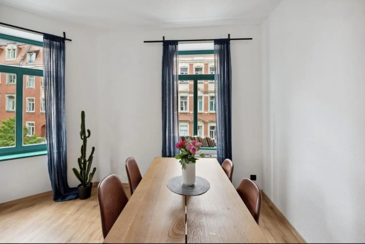 B Our Guest At New Vintage Chic Apartment Dresden
